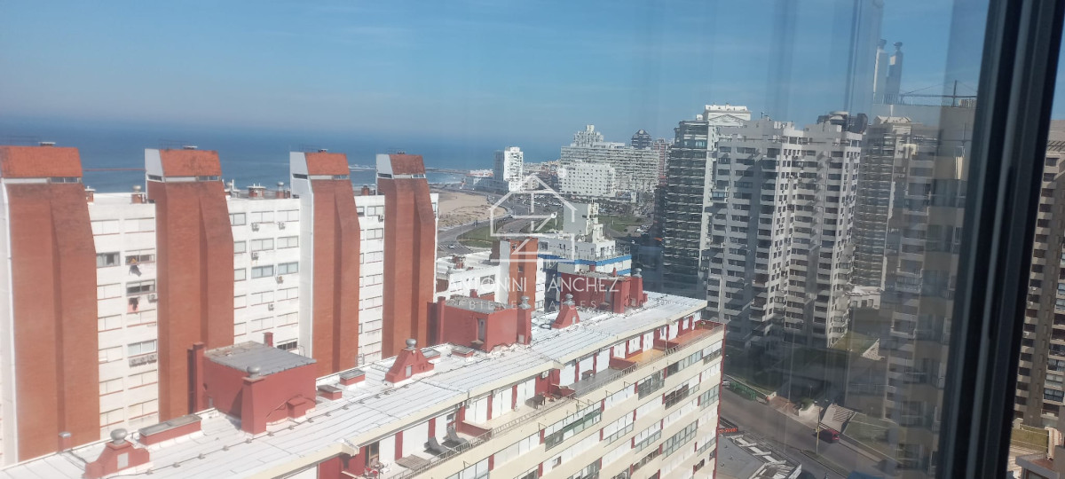 Apartamento ID.1590 - apartamento en alquiler, edificio con piscina