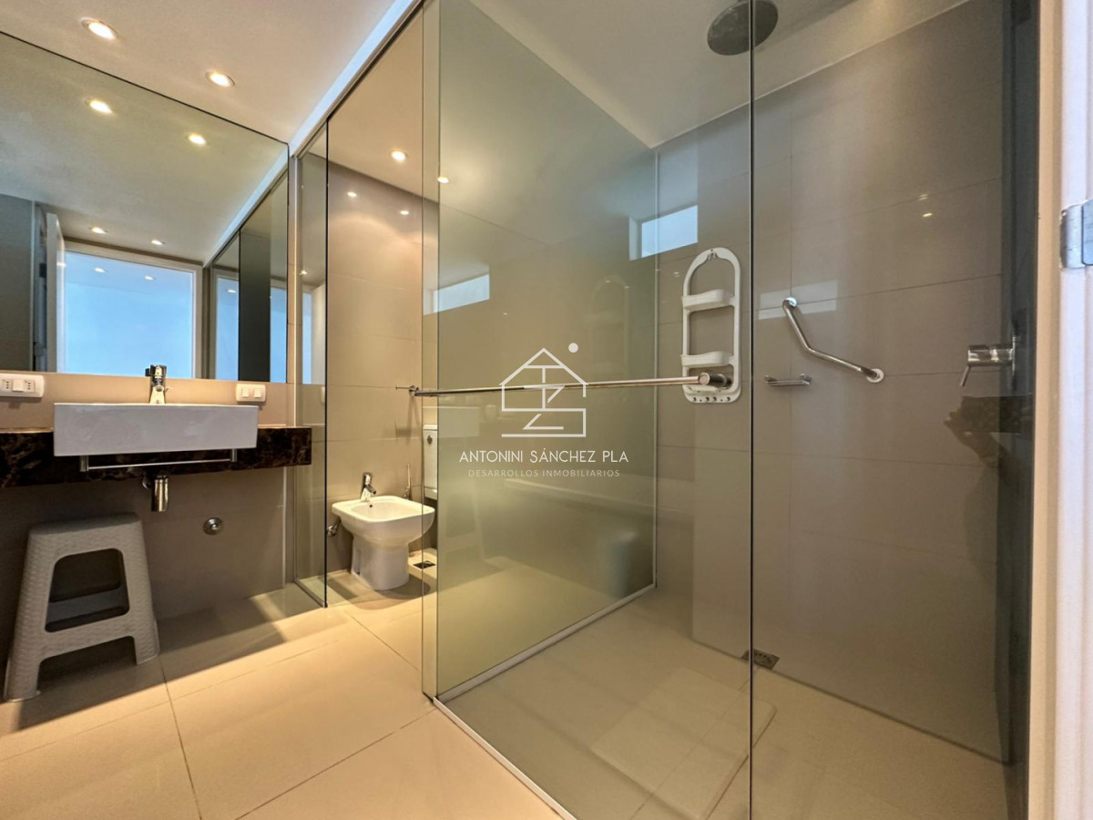 Apartamento ID.3355 - venta y alquiler Apartamento en primera línea Brava