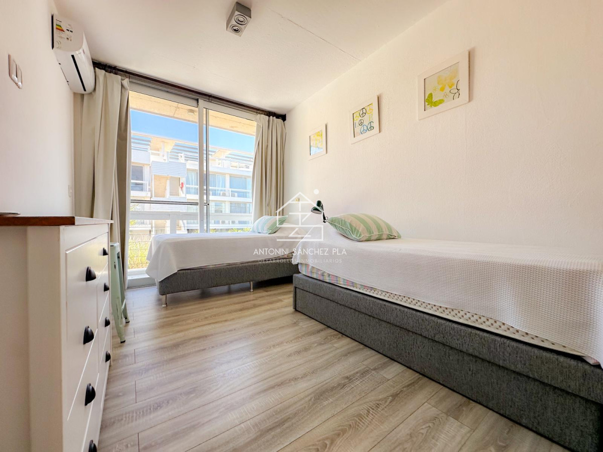 Apartamento ID.4096 - Penthouse Duplex en venta, con parrillero y vista al mar en Manantiales