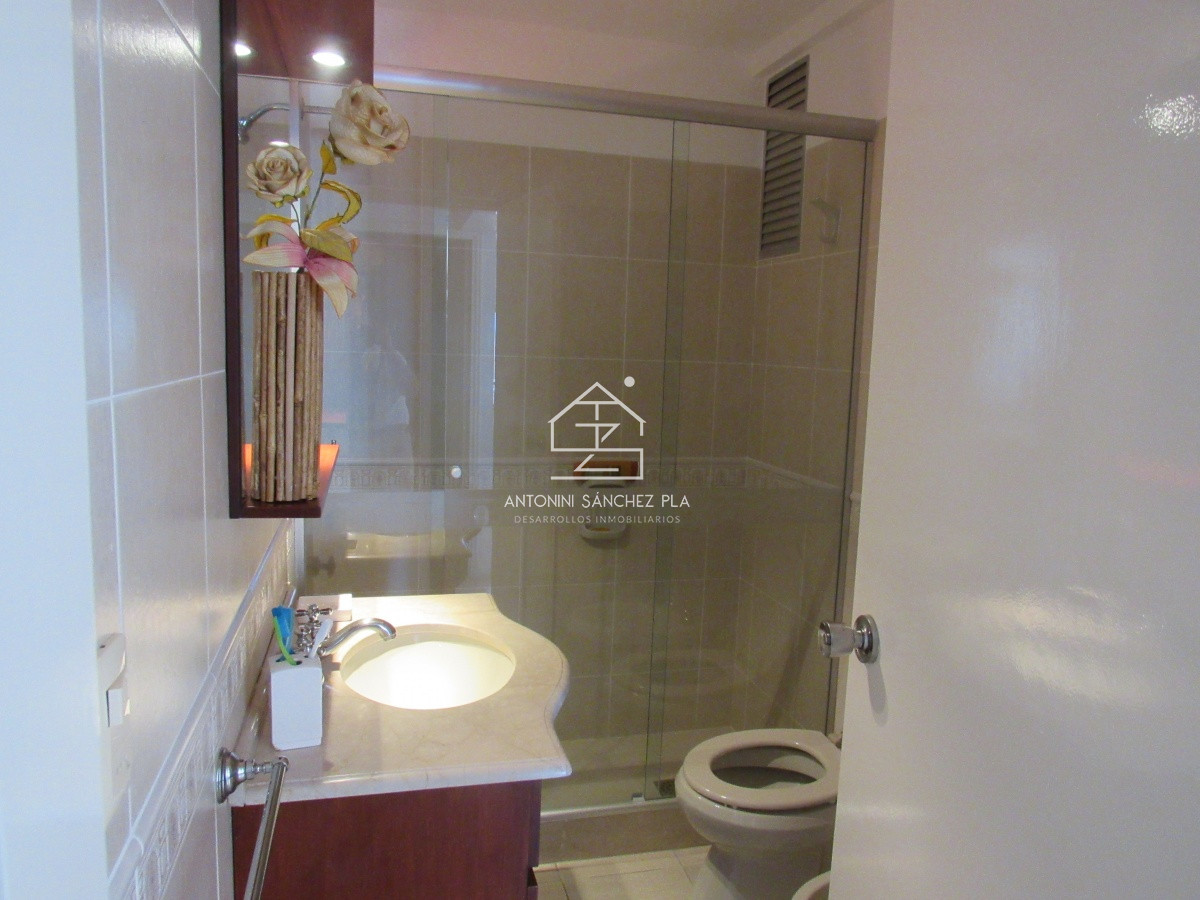 Apartamento ID.4069 - Apartamento en venta  de dos dormitorios en Punta del Este