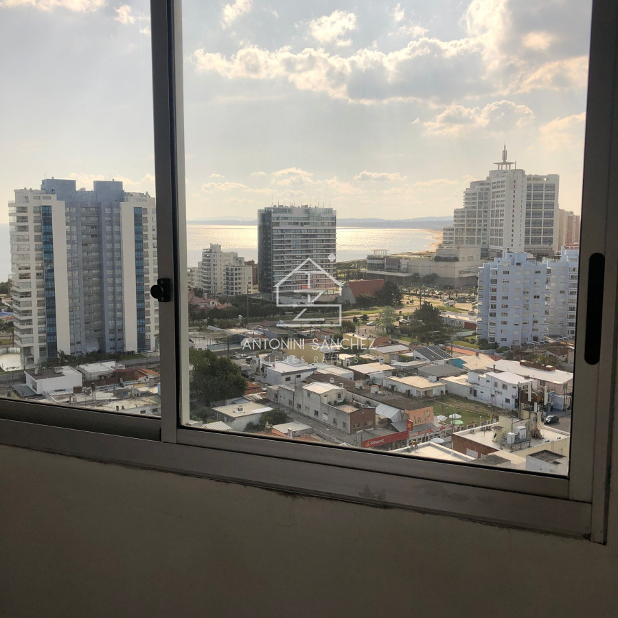 Apartamento ID.1585 - Alquiler de temporada de departamento de un dormitorio y medio en Punta del Este