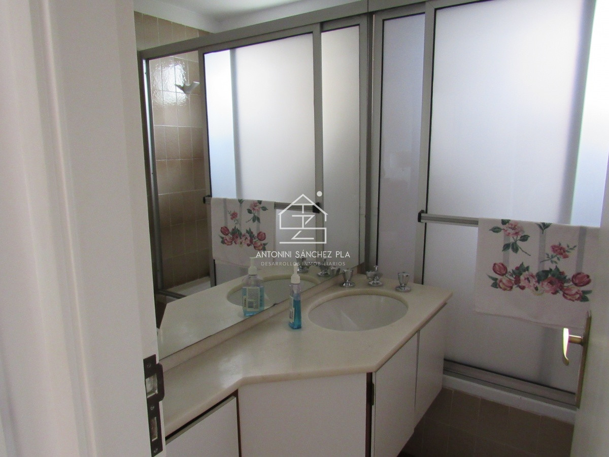 Apartamento ID.4360 - Venta de apartamento de dos dormitorios en Punta del Este