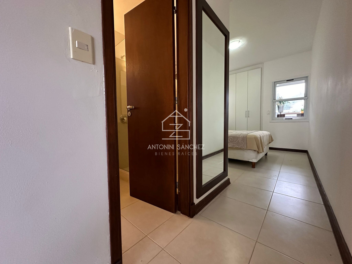 Apartamento ID.873 - Apartamento en Venta, 2 dormitorios, Punta del Este.