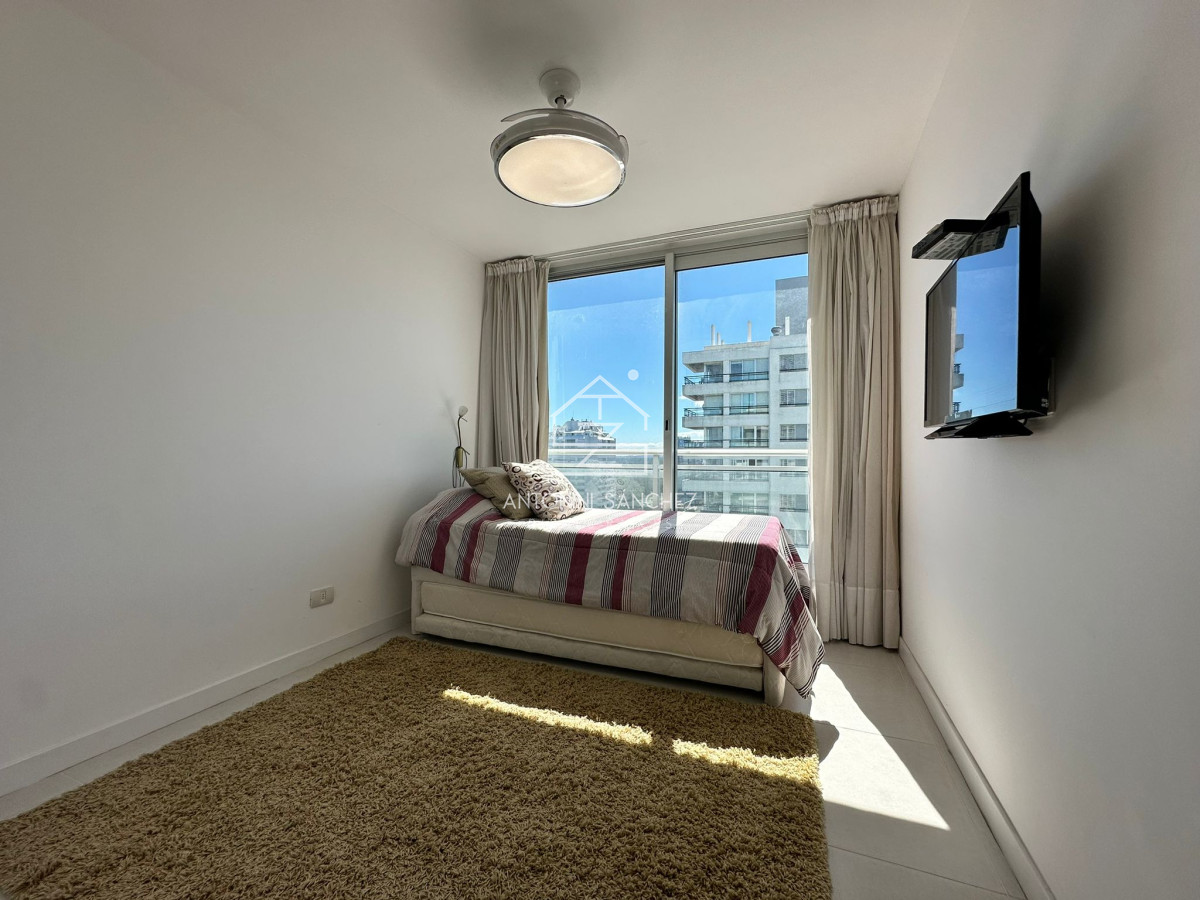 Apartamento ID.1007 - Departamento en venta en Torre Bellagio - Punta del Este.
