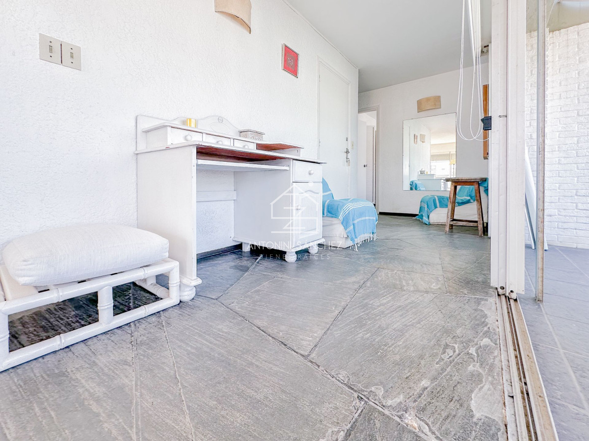 Apartamento ID.1382 - Penthouse en venta en Peninsula, 3 dormitorios, 3 baños, garaje