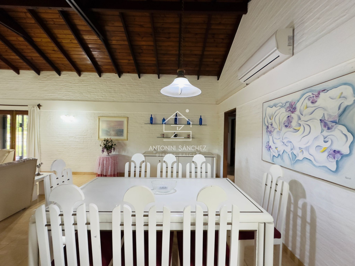 Casa ID.1885 - Casa en VENTA, 3 dormitorios, Punta del Este
