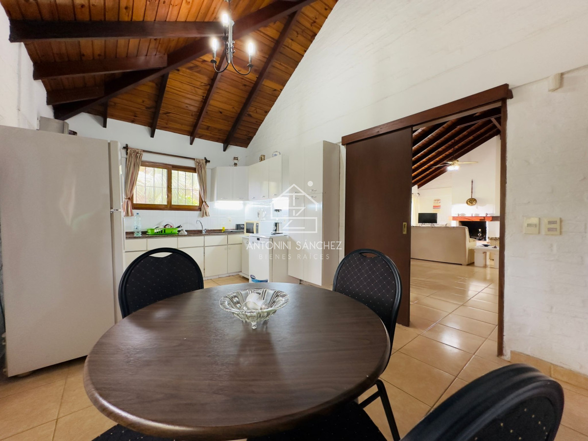 Casa ID.1885 - Casa en VENTA, 3 dormitorios, Punta del Este