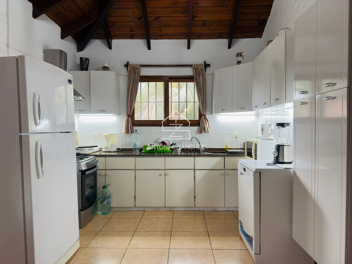 Casa ID.1885 - Casa en VENTA, 3 dormitorios, Punta del Este