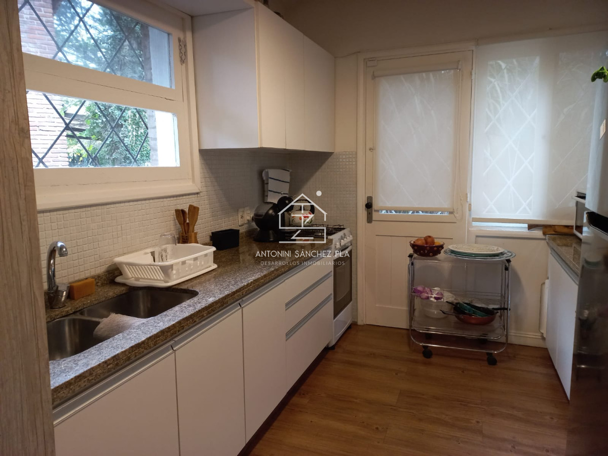 Casa ID.4789 - Alquiler anual y de temporada de casa de 3 dormitorios en Punta del Este