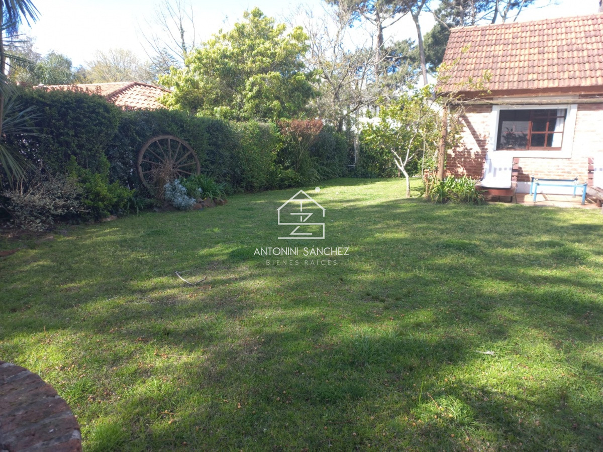 Casa ID.2284 - Casa en venta de 3 dormitorios en Punta del Este