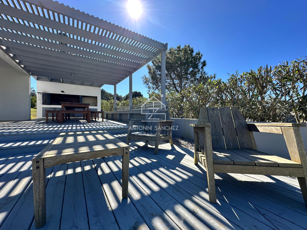 Casa ID.2766 - Casa en Pinar del Faro - Jose Ignacio en venta y alquiler