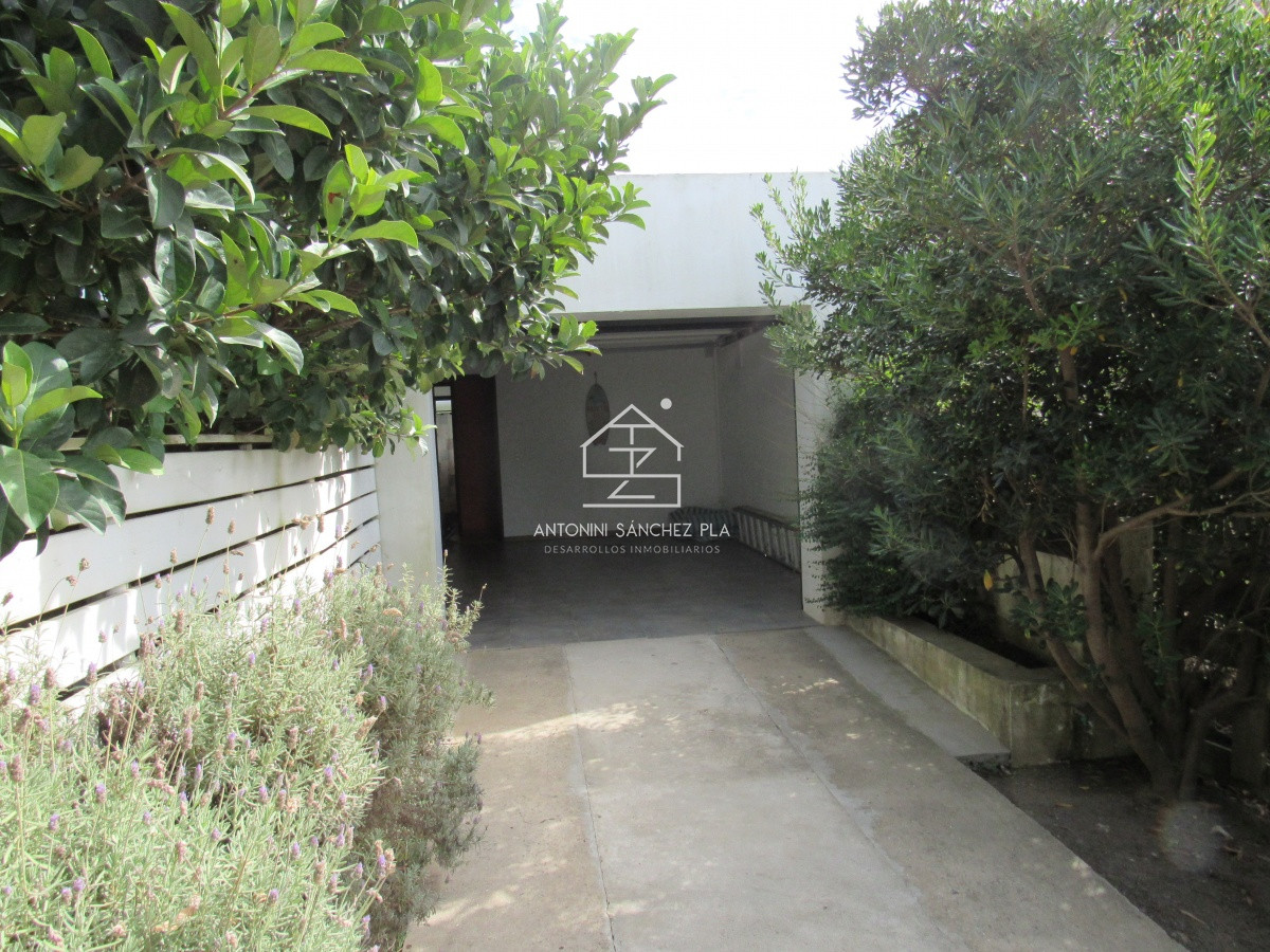 Casa ID.2045 - Casa en venta y alquiler de 3 dormitorios en Balneario Buenos Aires