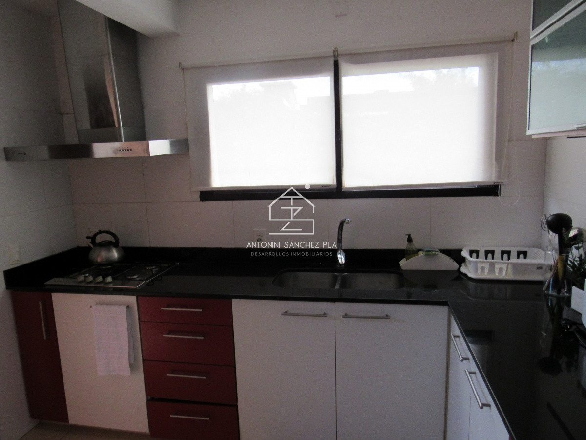 Casa ID.2045 - Casa en venta y alquiler de 3 dormitorios en Balneario Buenos Aires