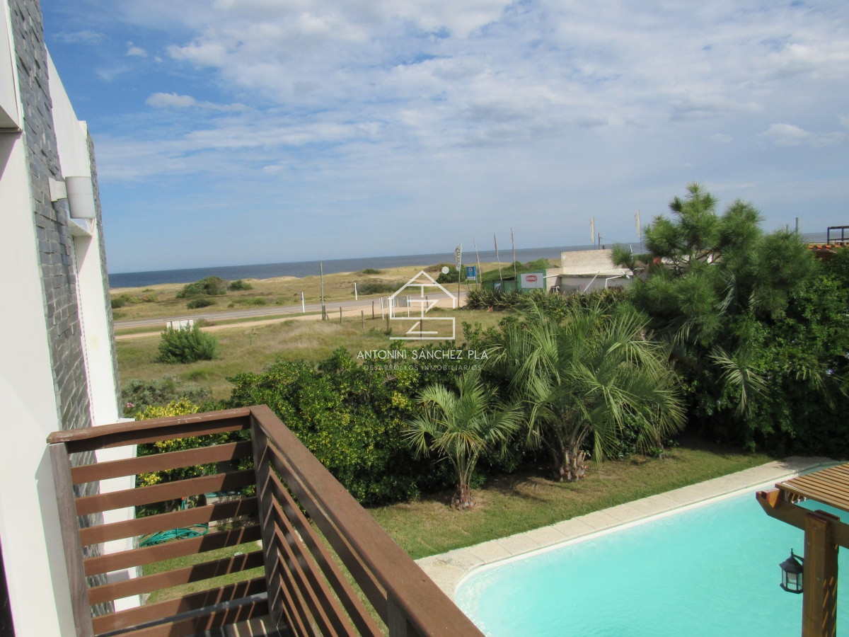 Casa ID.2045 - Casa en venta y alquiler de 3 dormitorios en Balneario Buenos Aires