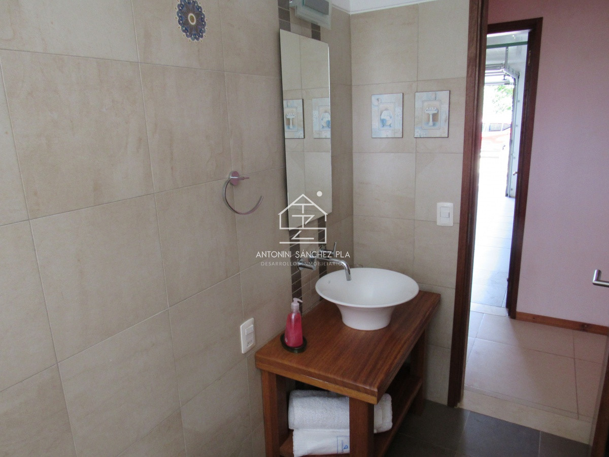 Casa ID.2045 - Casa en venta y alquiler de 3 dormitorios en Balneario Buenos Aires