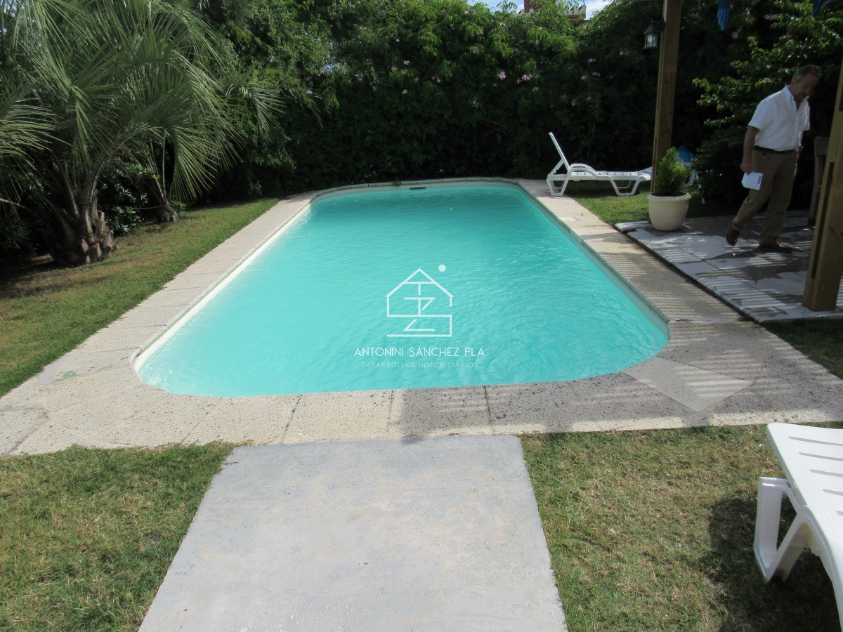 Casa ID.2045 - Casa en venta y alquiler de 3 dormitorios en Balneario Buenos Aires