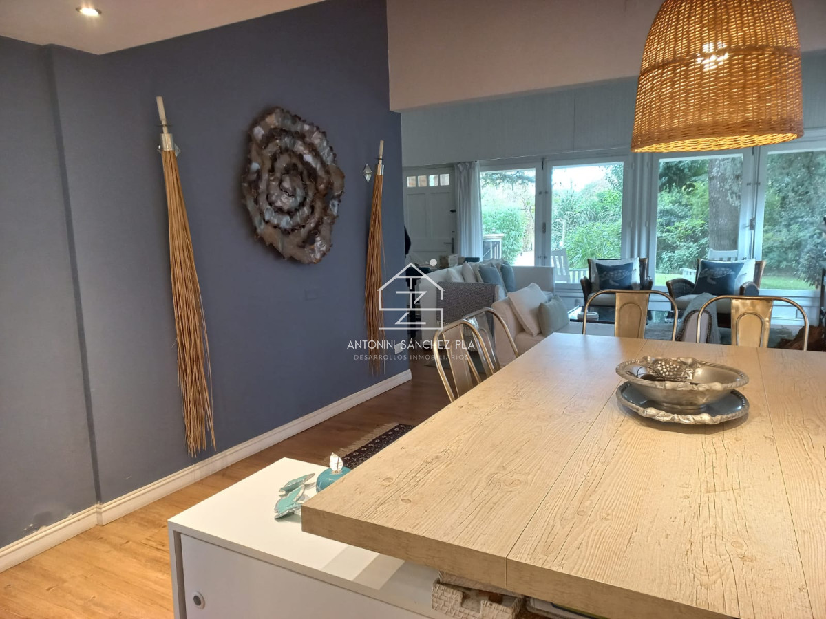Casa ID.4789 - Alquiler anual y de temporada de casa de 3 dormitorios en Punta del Este