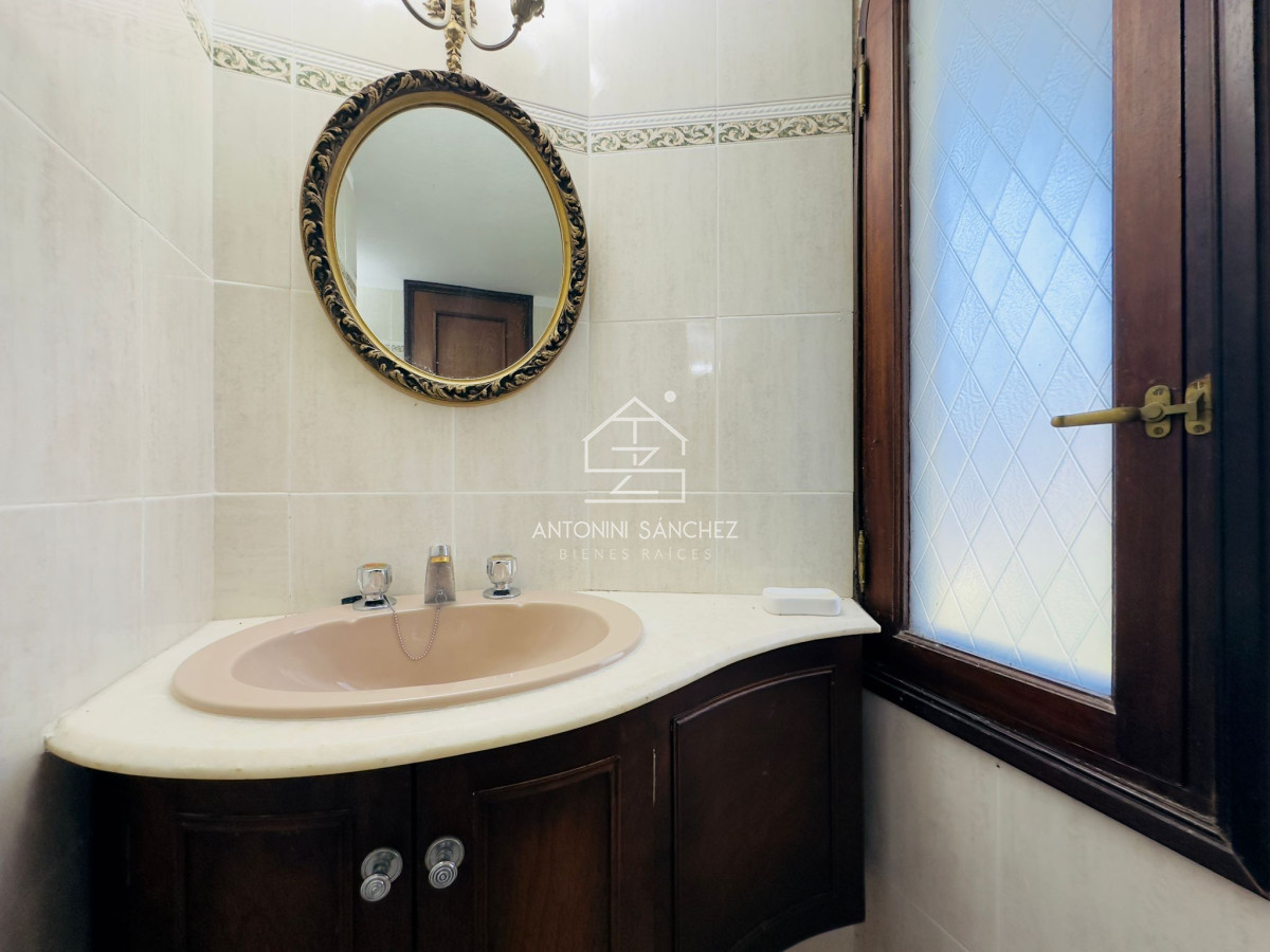 Casa ID.3357 - Casa en venta de 4 dormitorios en Punta del Este