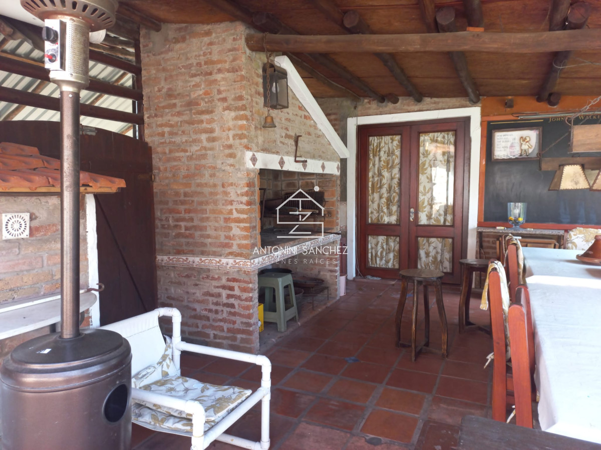 Casa ID.2284 - Casa en venta de 3 dormitorios en Punta del Este