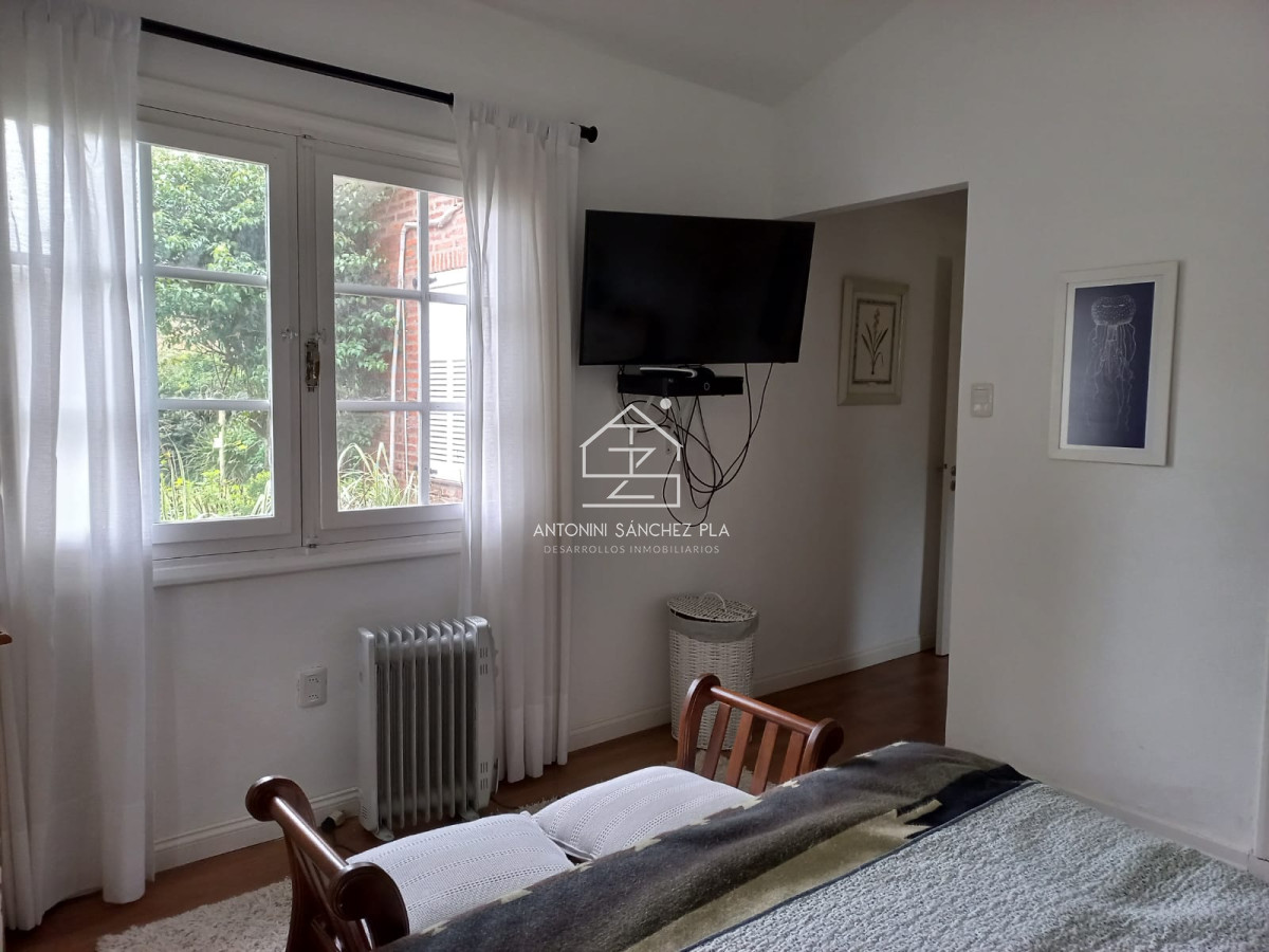 Casa ID.4789 - Alquiler anual y de temporada de casa de 3 dormitorios en Punta del Este