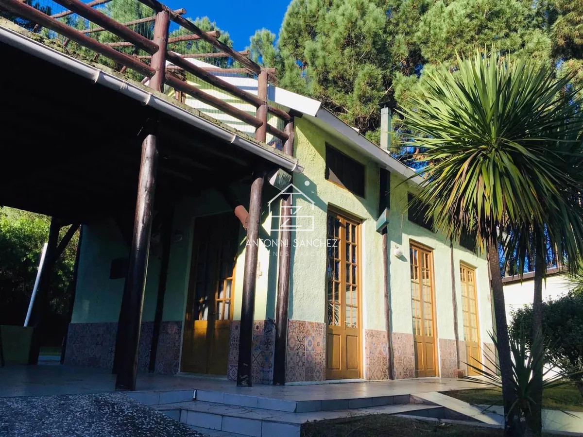 Casa ID.3087 - Casa de 4 dormitorios en venta en Punta Ballena