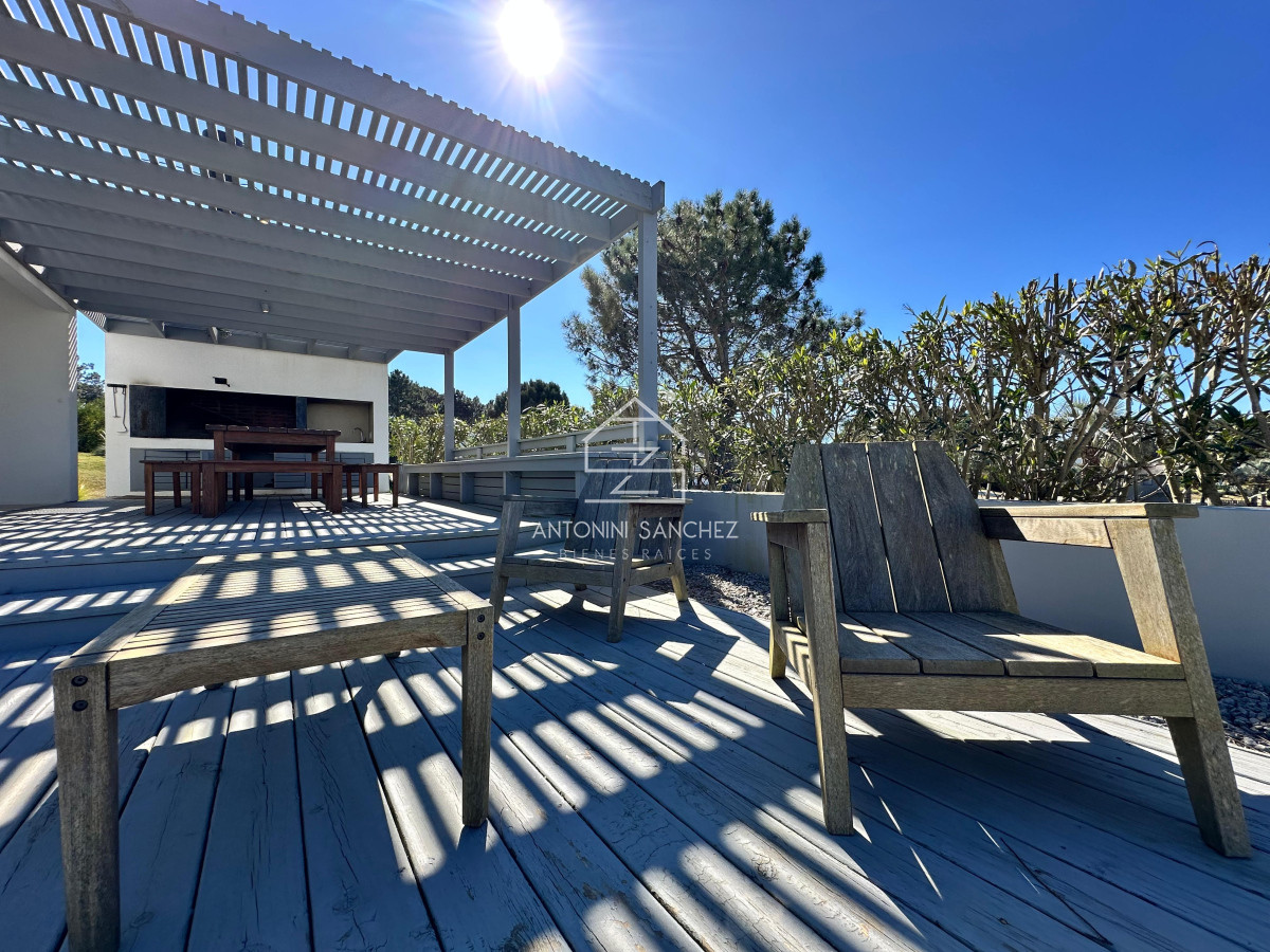 Casa ID.2766 - Casa en Pinar del Faro - Jose Ignacio en venta y alquiler