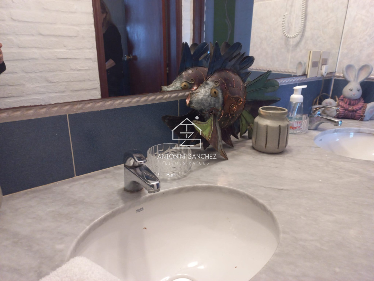 Casa ID.2284 - Casa en venta de 3 dormitorios en Punta del Este