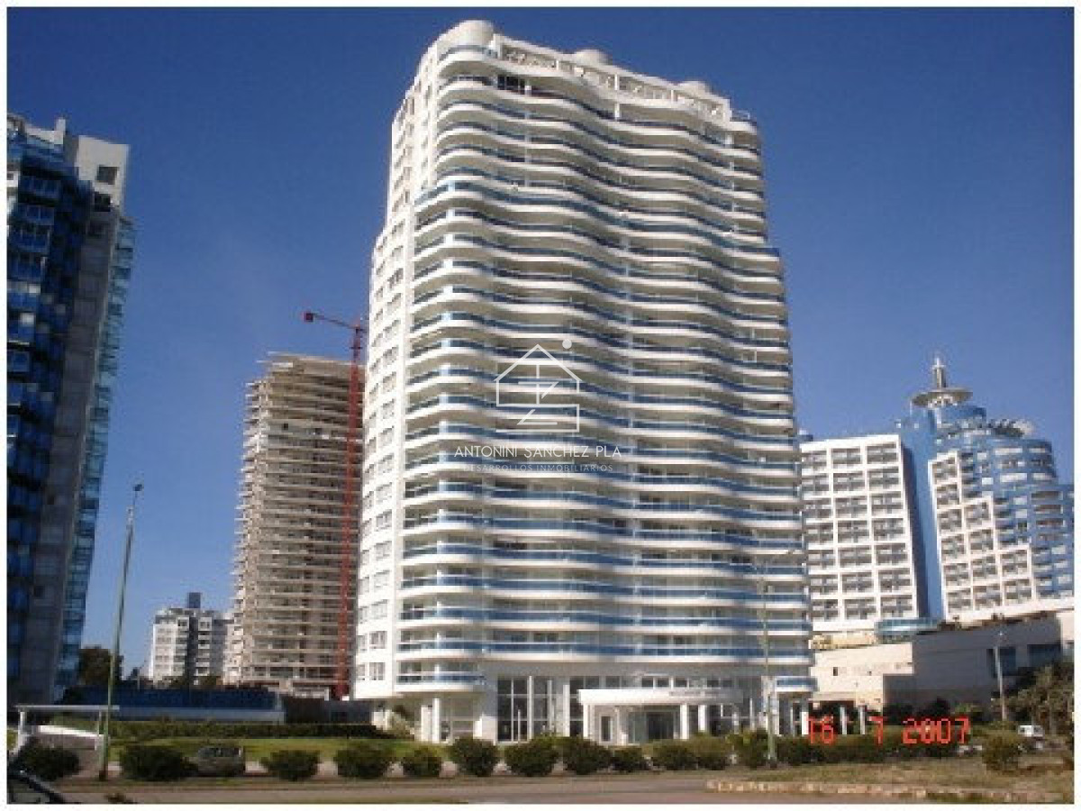 Apartamento ID.3354 - Apto en venta, excelente vista a la playa mansa, isla gorriti.