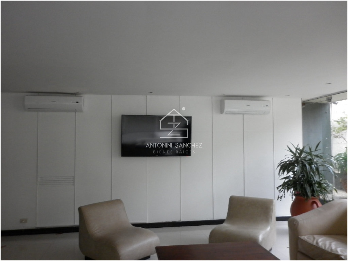 Apartamento ID.1428 - Alquiler y Venta  de apartamento de 3 dormitorios en Punta del Este