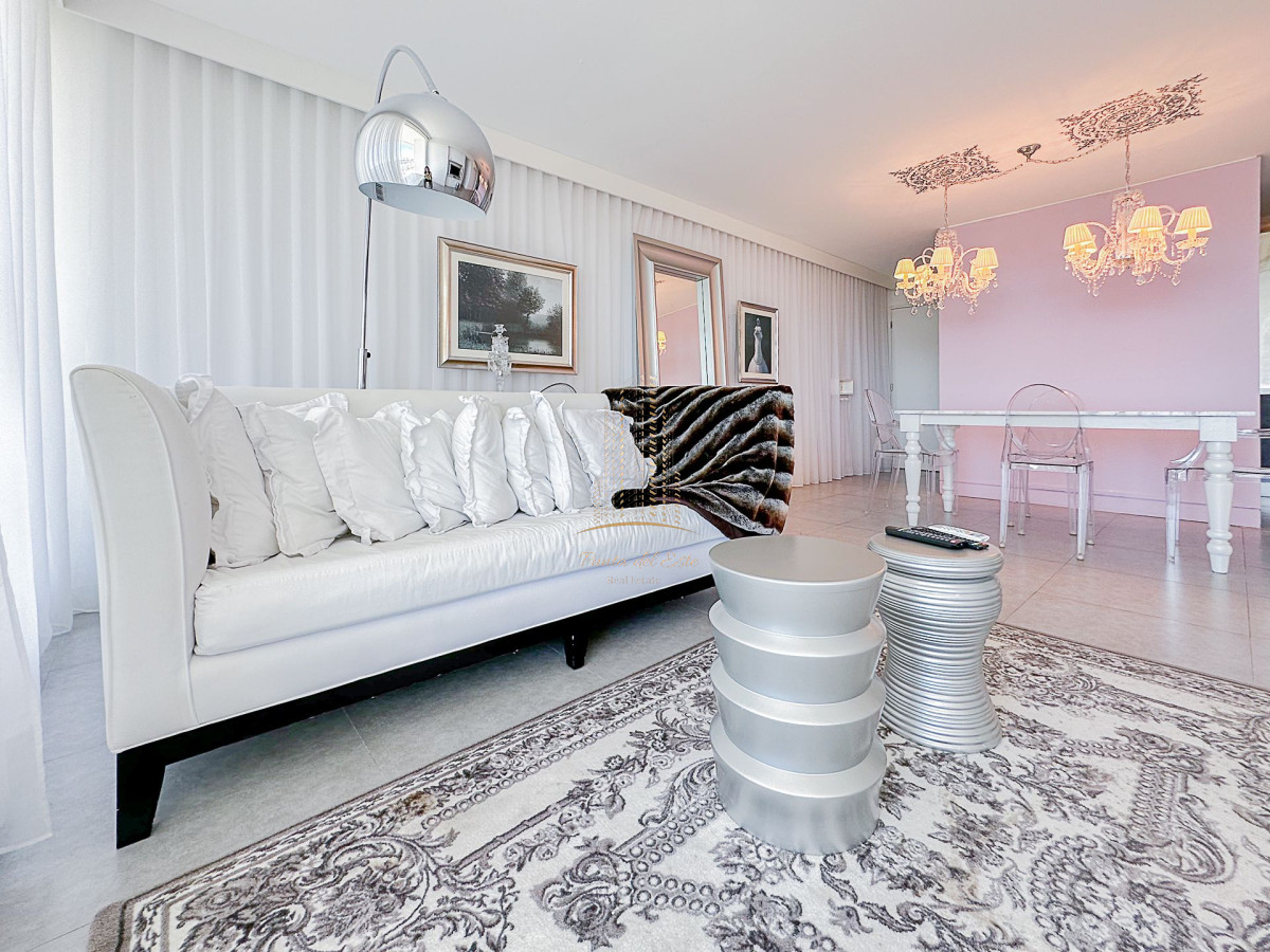 Apartamento ID.667 - Apartamento en venta en Punta del Este.