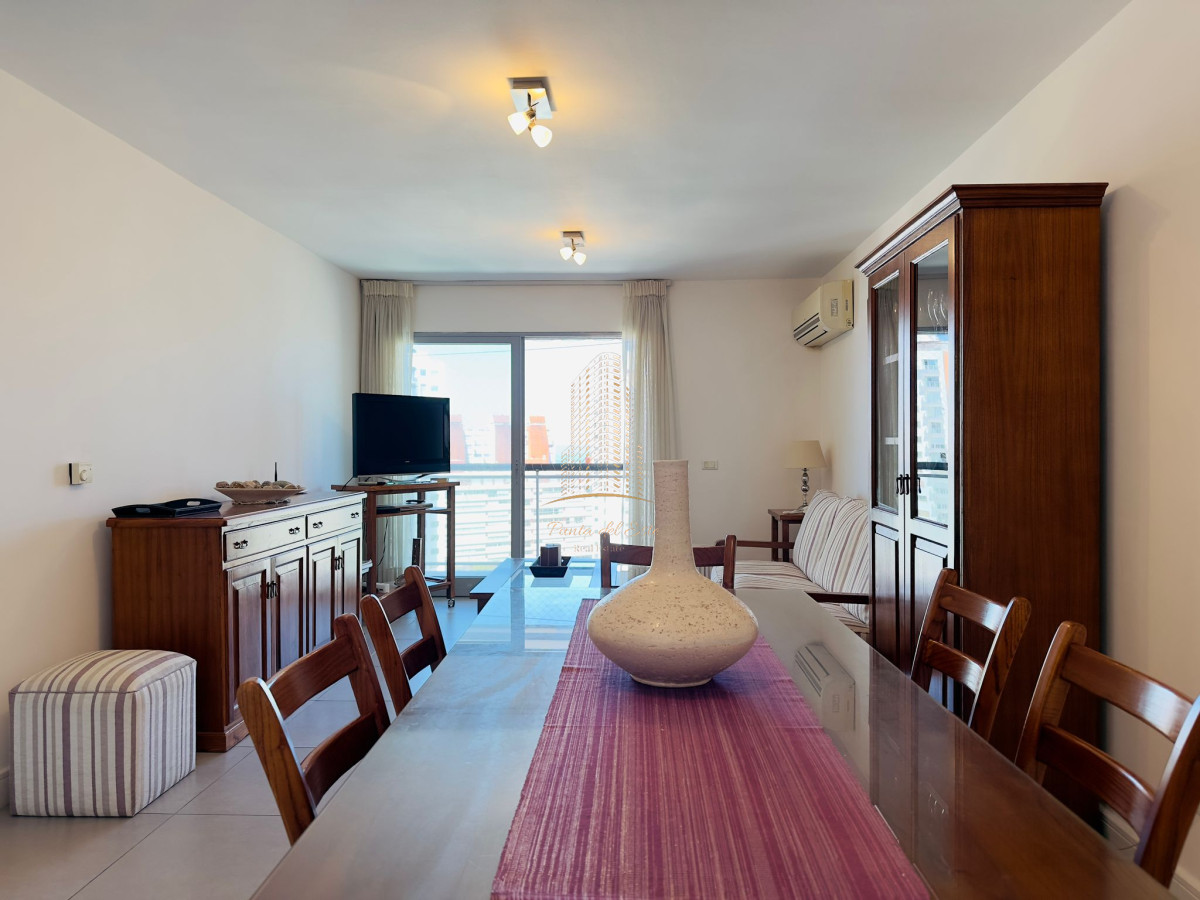 Apartamento ID.728 - Apto en venta, 2 dormitorios en Punta del Este