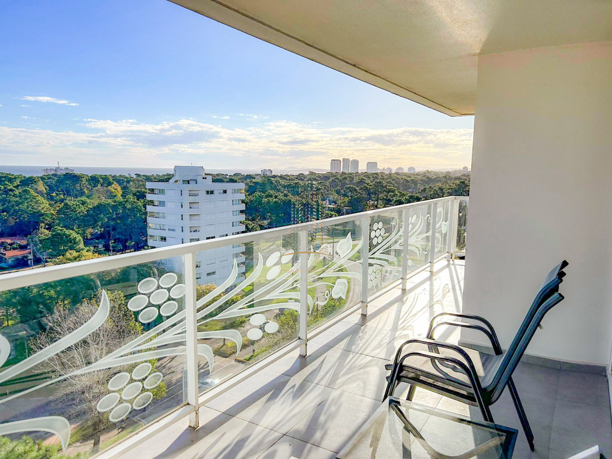 Apartamento ID.671 - Venta de apartamento en Punta del Este.