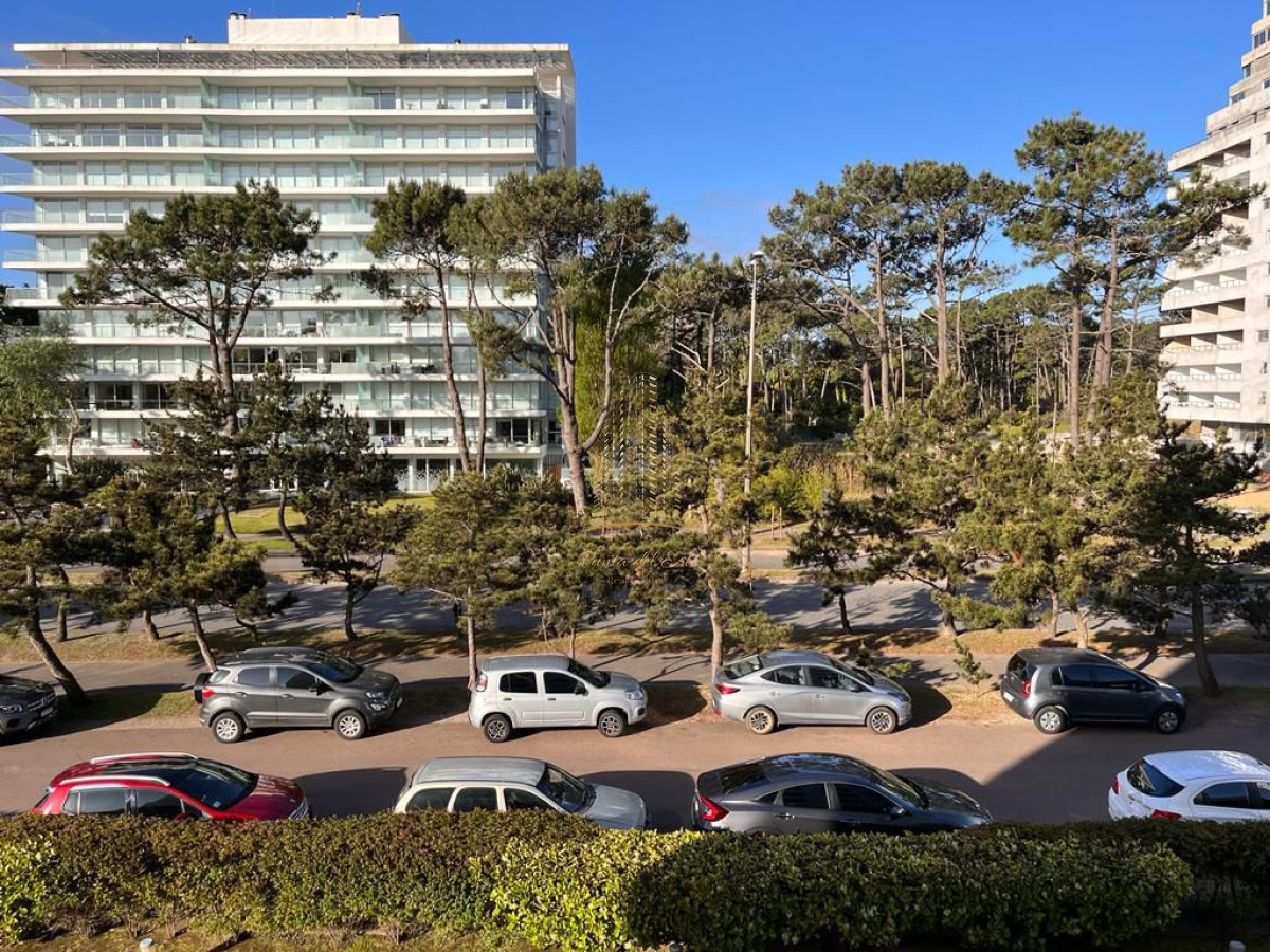 Apartamento ID.670 - Venta de apartamento en Punta del Este - Brava