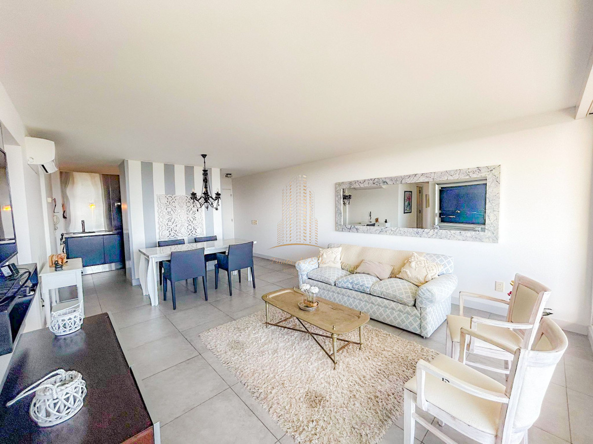 Apartamento ID.671 - Venta de apartamento en Punta del Este.