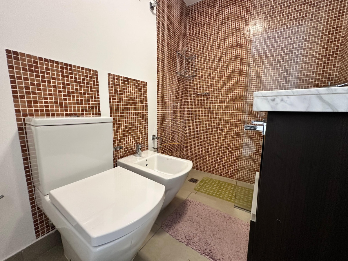 Apartamento ID.669 - Apartamento en venta y alquiler en Punta del Este