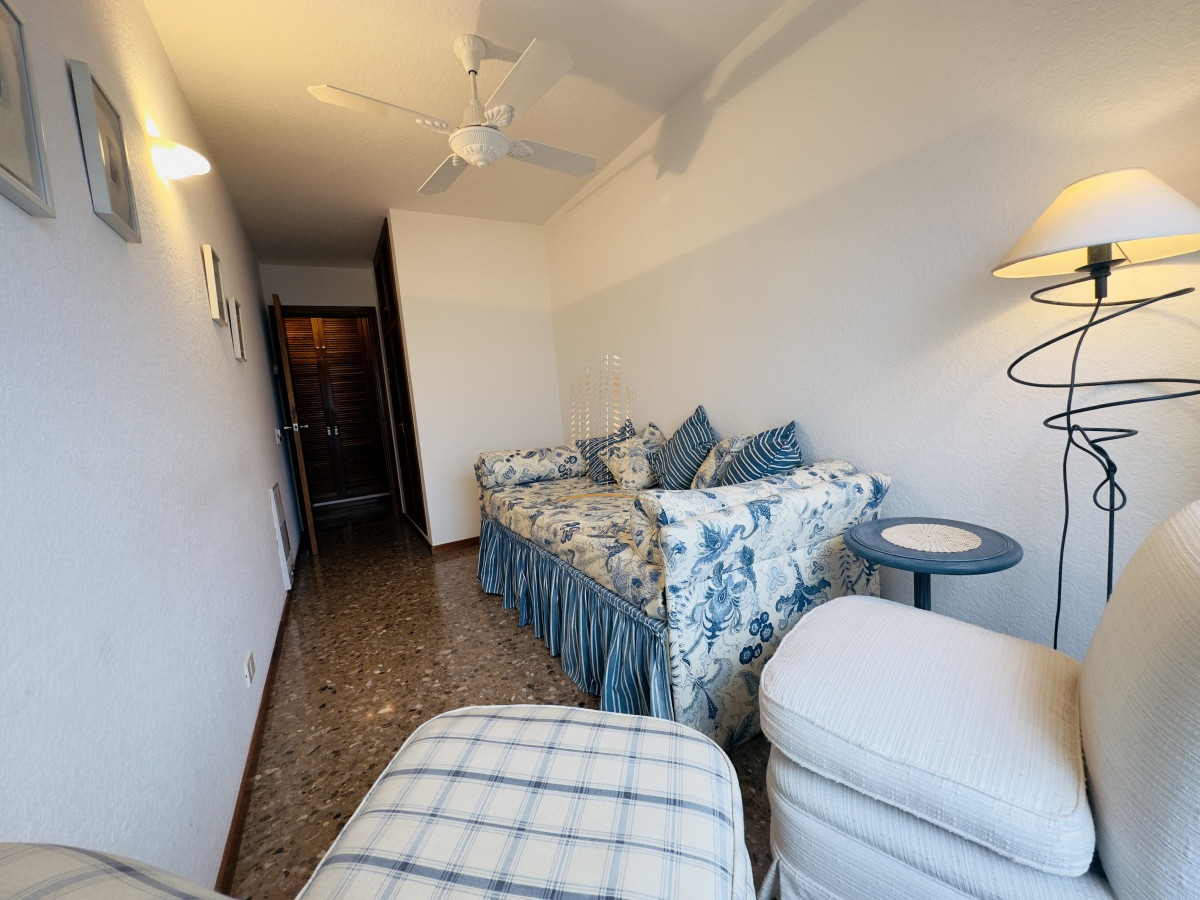 Apartamento ID.533 - Apartamento en alquiler, frente al mar en Punta del Este, mansa