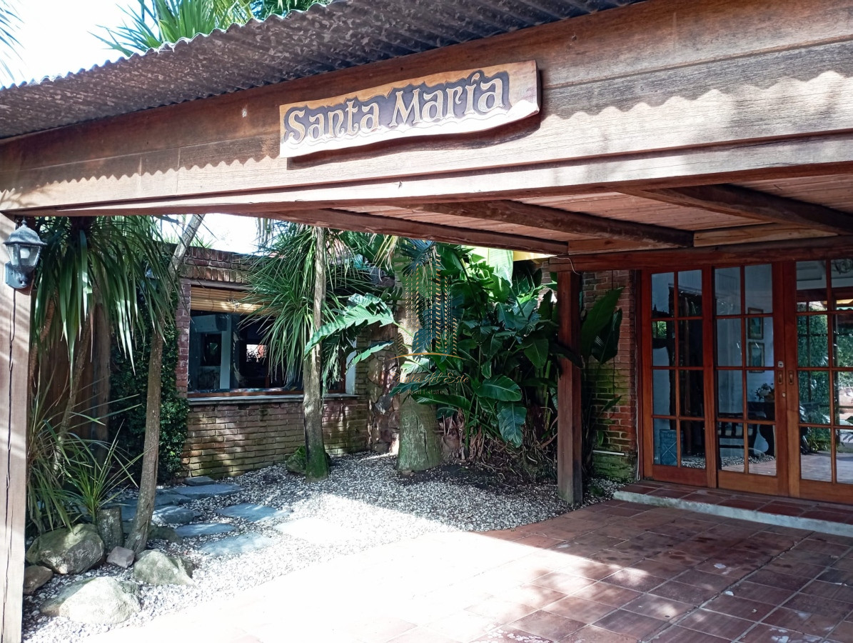 Casa ID.1021 - Casa en venta Impecable estado