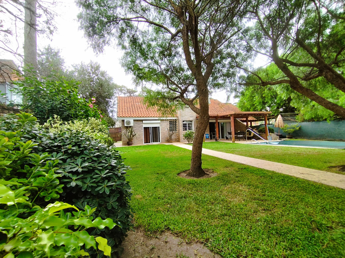 Casa ID.796 - Casa en venta y alquiler en San Rafael Punta del Este