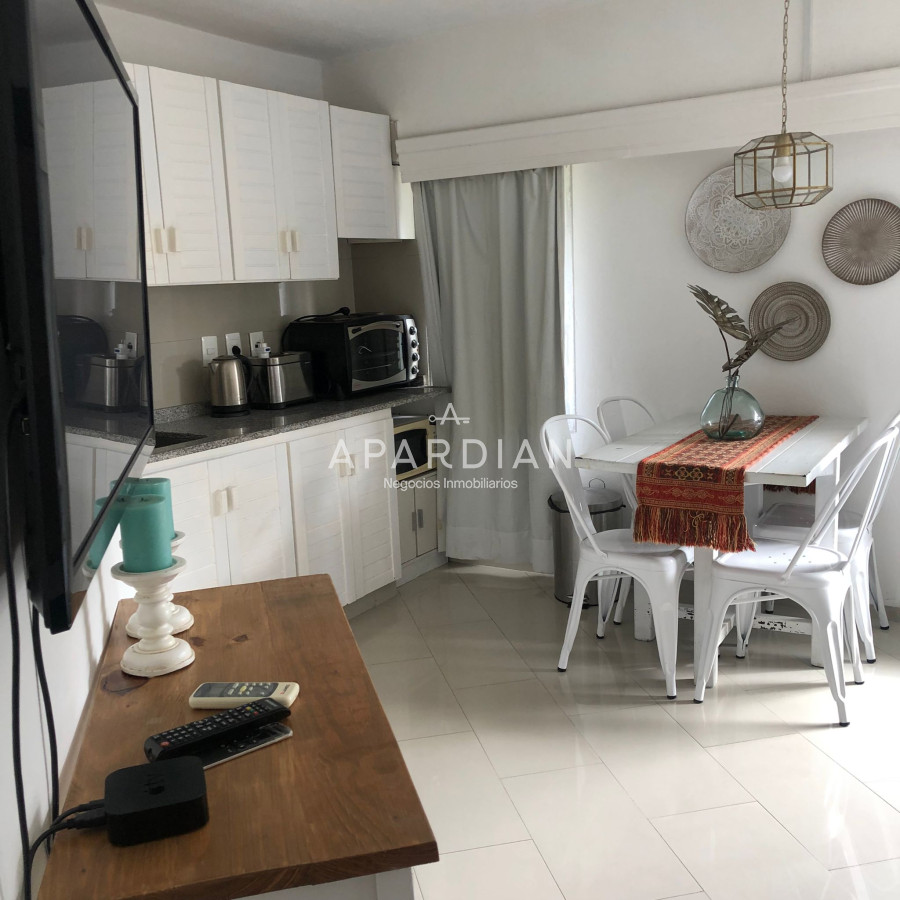 Apartamento ID.21096941 -  Apartamento en venta de un dormitorio y gran playroom en Punta del Este