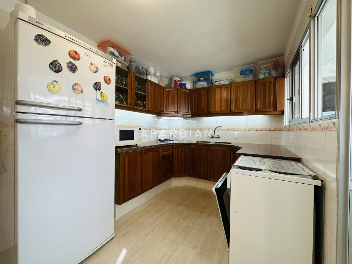 Apartamento ID.21097798 - Venta  de apartamento de 4 dormitorios en Punta de Este