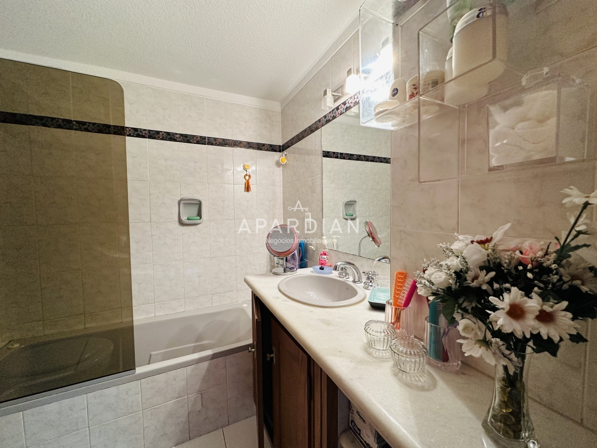 Apartamento ID.21097798 - Venta  de apartamento de 4 dormitorios en Punta de Este
