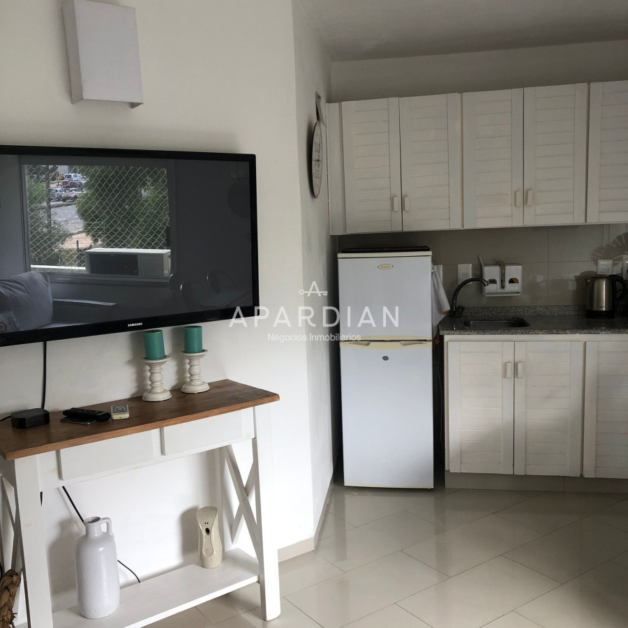 Apartamento ID.21096941 -  Apartamento en venta de un dormitorio y gran playroom en Punta del Este