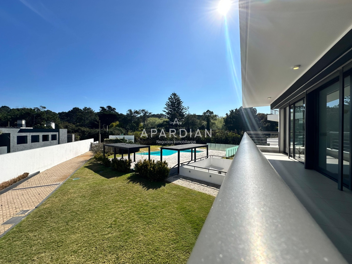 Apartamento ID.21097206 - Venta de apartamento en Blue Bird, tres suites. Playa Brava. 
