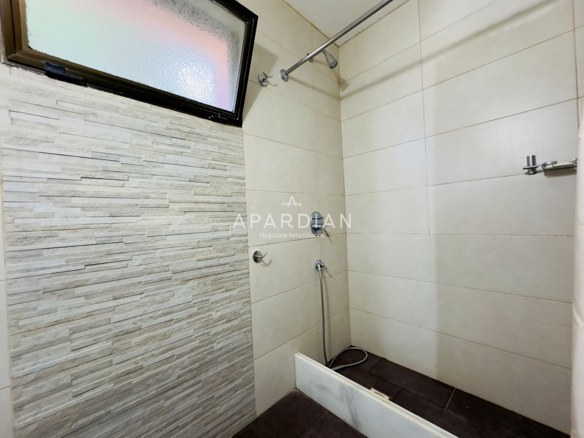 Casa ID.21096792 - Casa en Venta, 5 dormitorios, 50 metros de la playa.