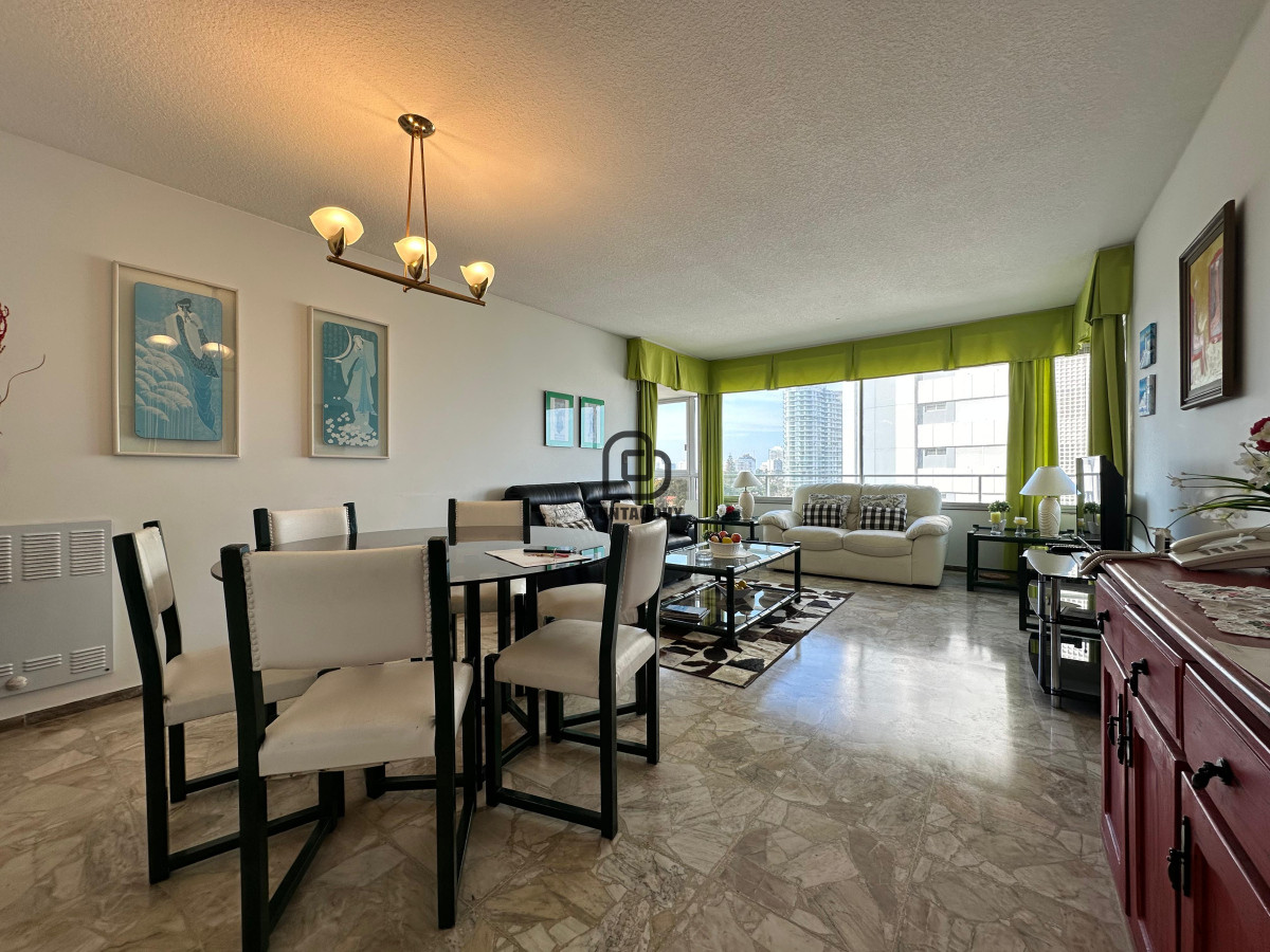 Apartamento ID.1400 - Apartamento en venta y alquiler  de 2 dormitorios en Punta del Este