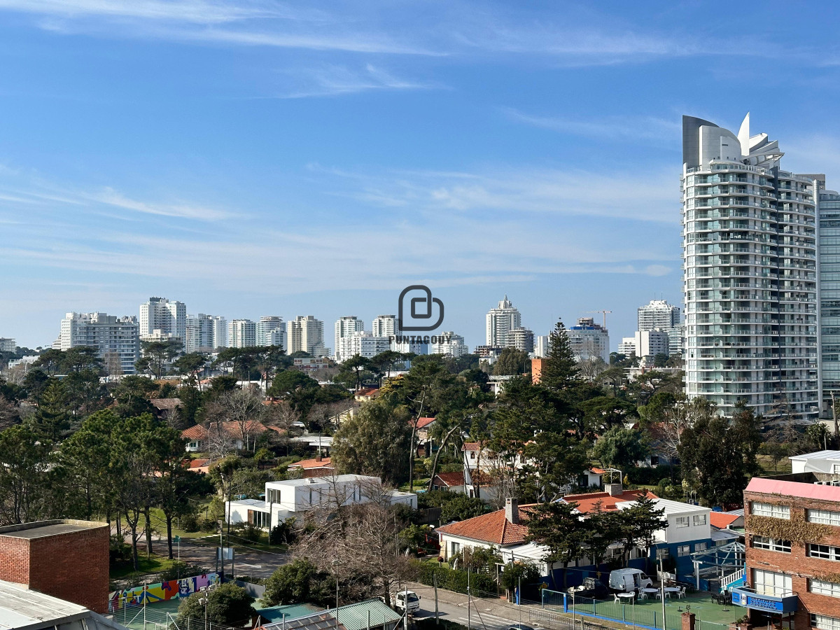 Apartamento ID.1400 - Apartamento en venta y alquiler  de 2 dormitorios en Punta del Este