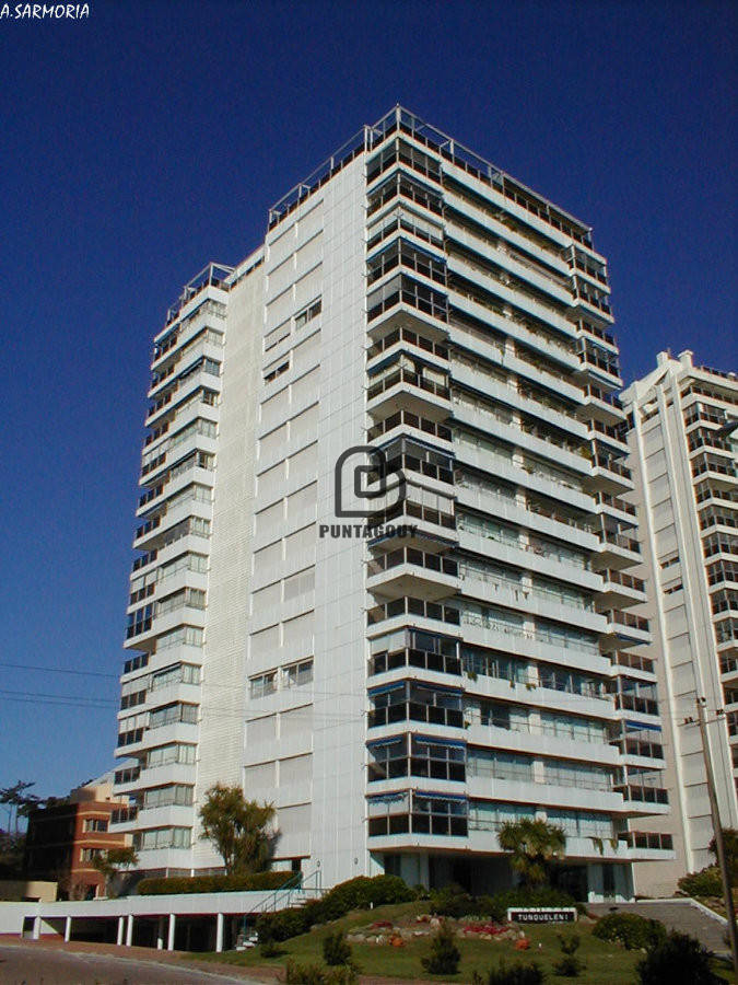 Apartamento ID.1400 - Apartamento en venta y alquiler  de 2 dormitorios en Punta del Este