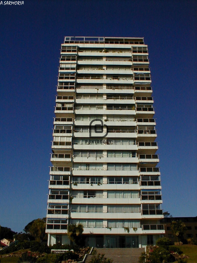 Apartamento ID.1400 - Apartamento en venta y alquiler  de 2 dormitorios en Punta del Este