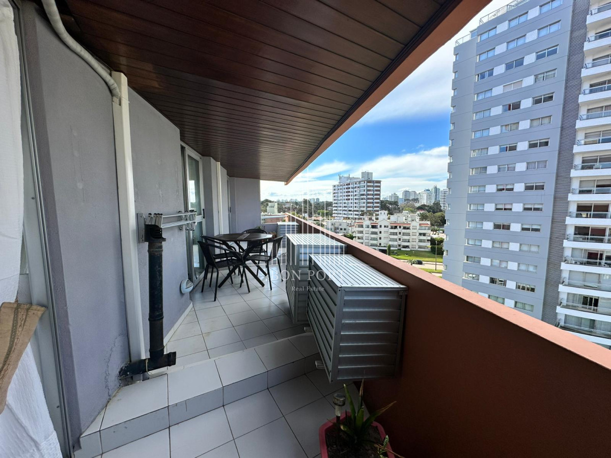 Apartamento ID.179 - Venta de apartamento de dos dormitorios en Punta del Este