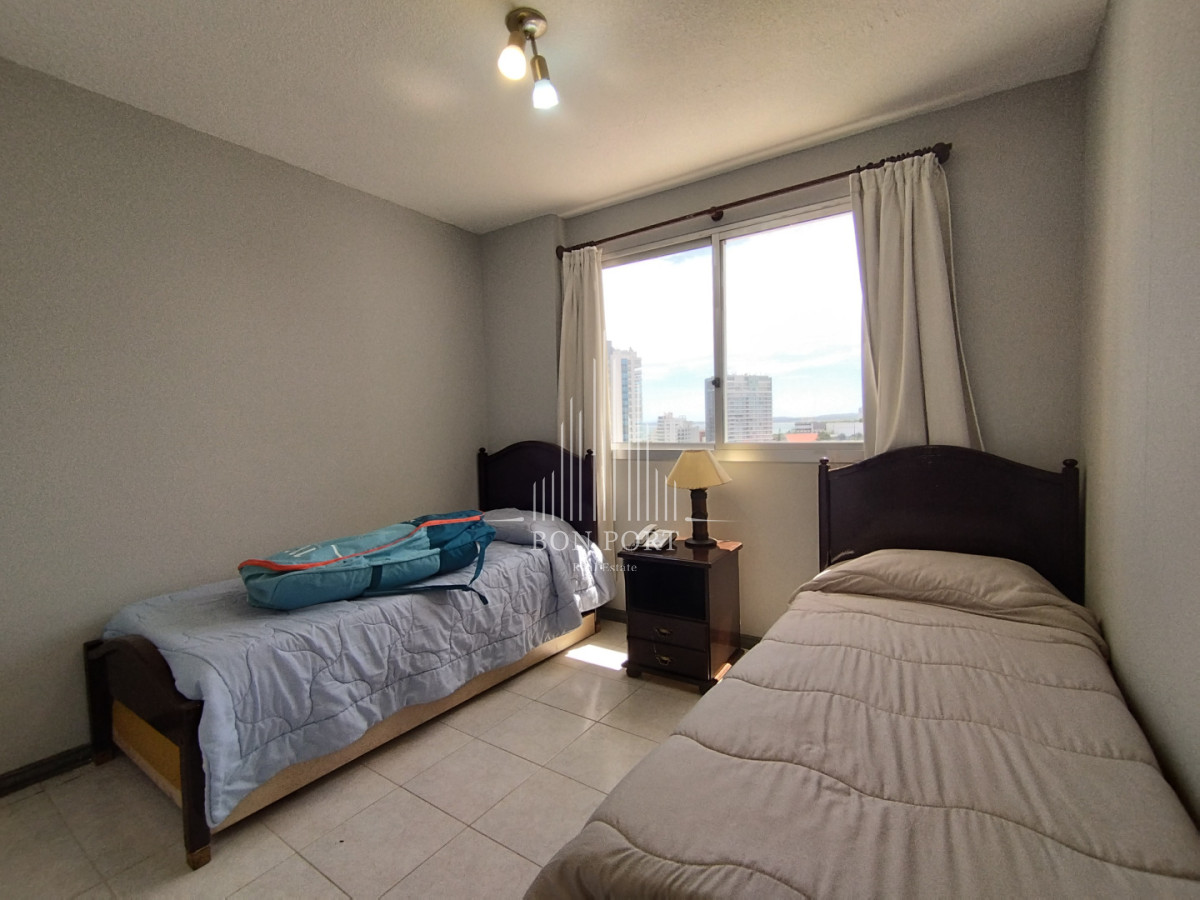 Apartamento ID.192 - Alquiler de Apartamento de dos dormitorios en Playa Brava